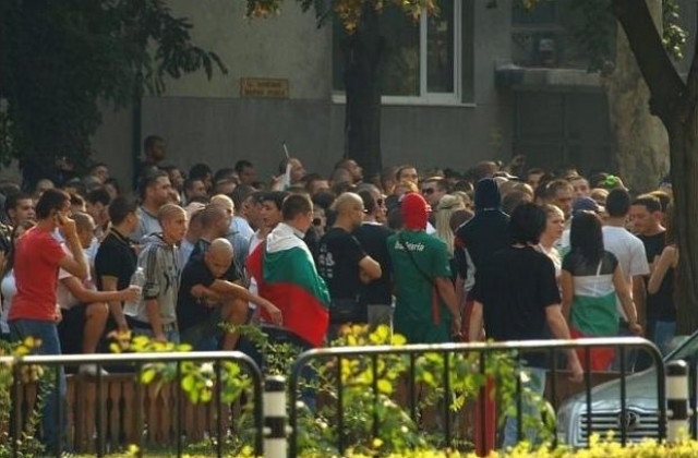 Жена и седем непълнолетни сред задържаните след неделния протест