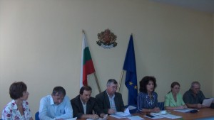 Ще търсят работа на 250 безработни с временни програми за