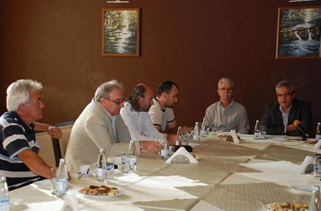 Николай Иванов се срещна с представители на туристическия бранш