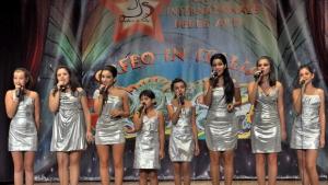 С много награди се завьрна от Италия вокална формация Upstream