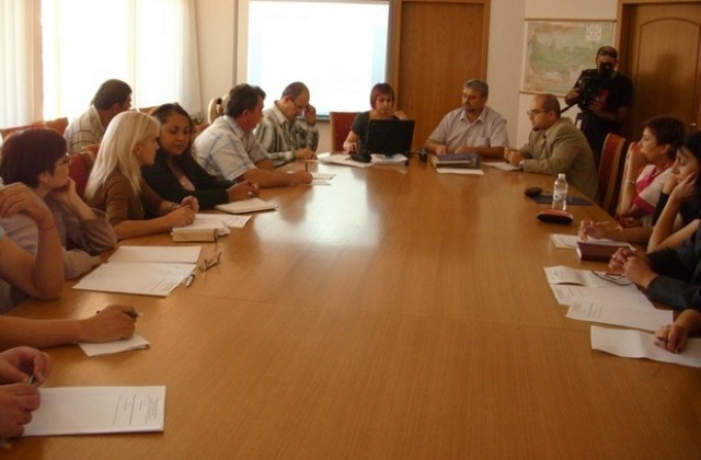 Общинските избирателни комисии в Плевенско координираха действията си