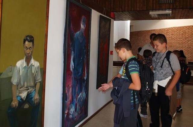 Откриха изложба “Съвременна китайска живопис” в  Благоевград