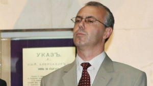 Цар Киро се ползвал с политическа протекция през годините твърди