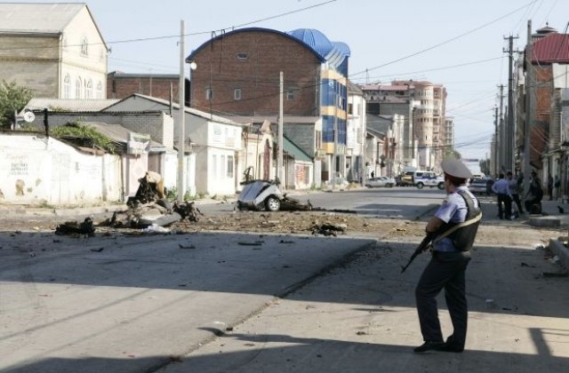 Кола бомба уби осем души в Дагестан