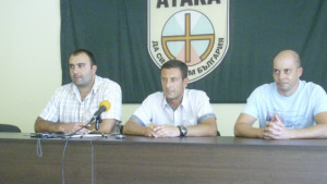 Атака се разграничи от протестиращите в Русе