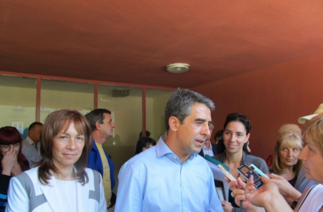 Плевнелиев в Казанлък: Строителното разрешение за Шипка ще бъде издадено до девет месеца