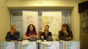 Известен режисьор Важно е да се шуми около българските филми