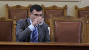 Към август в НОИ има допълнителен дефицит от 250 млн