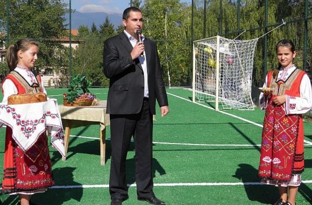 Нова спортна площадка откриха в Разлог