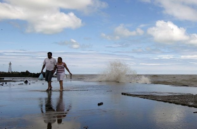 Ураганът Офелия вече е от четвърта категория