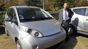 Париж пуска схема с електроавтомобили на самообслужване