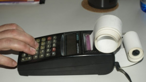 Иззеха касовите апарати на търговци на Златни пясъци