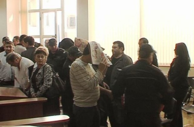 Осем от задържаните при операция Глас за източване на ДДС остават в ареста