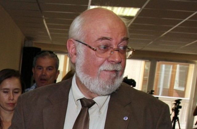 Тренчев иска проверка на православната църква за финансови нарушения