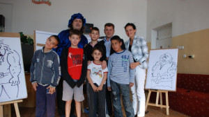 Николай Недков подари представление на сираци