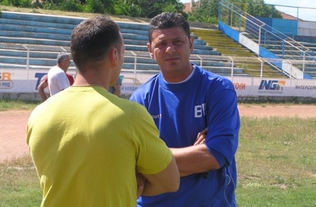 Деян Дончев изведе Спартак на тренировка