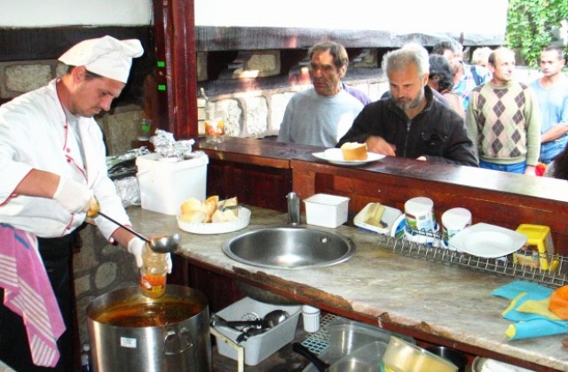 400 силистренци с безплатен обяд през зимата