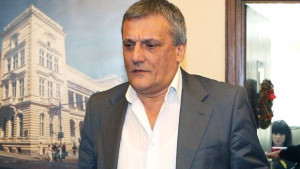 Параклис или хранителен магазин