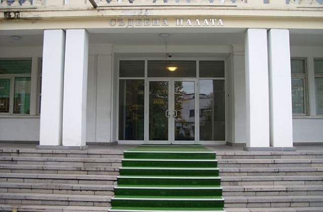 Домашен арест за силистренец, уличен в купуване на гласове