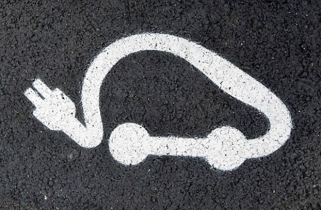 Peugeot представи електрическа градска кола