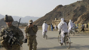 Едно десетилетие война в Афганистан