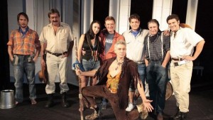 Две премиери на постановката Човекът който прави дъжд