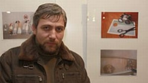 Карикатурист подари шарж на Дилма Русеф