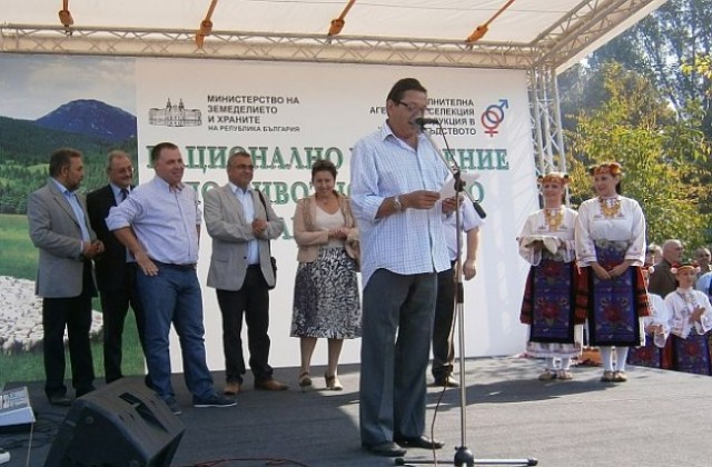 2012 г. ще е годината на животновъдството, обяви министър Найденов