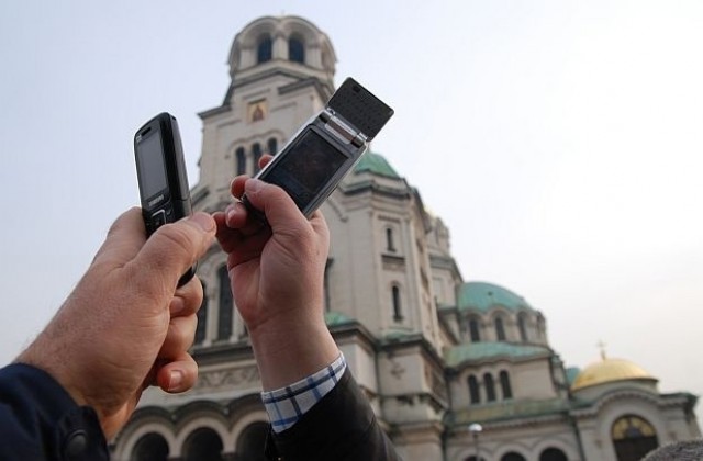 Шeфът на КРС прогнозира по-евтини разговори по мобилния телефон