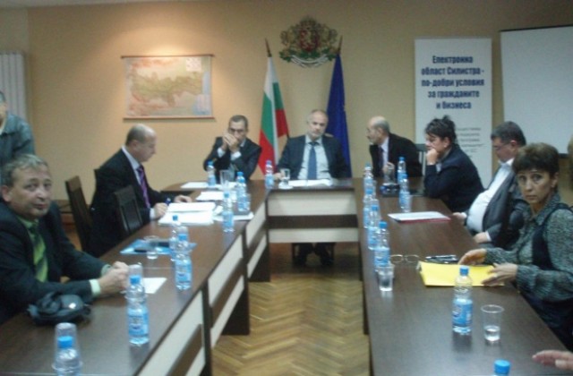 Министър Тотю Младенов обеща повече средства за социалната трапезария в Силистра