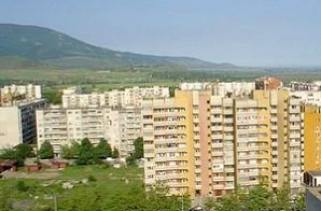 Професионални домоуправители в община Сливен
