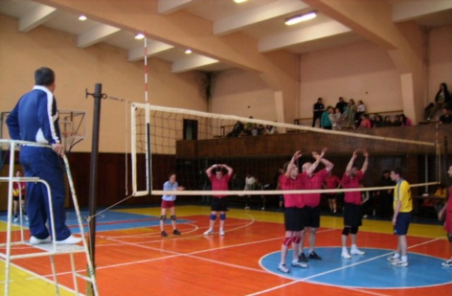 Осогово волей започна с победа новия сезон във Volley Mania