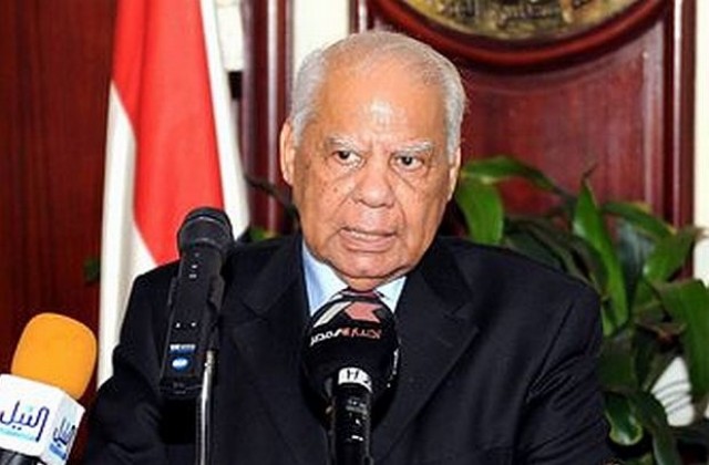 Египетският министър на финансите подаде оставка