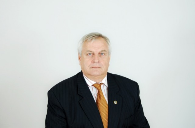 Кольо Бъчваров: Общината не разпределя коректно субсидиите и компенсациите за превозвачите