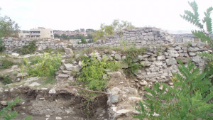 Калето крaй Мездра вече е общинско