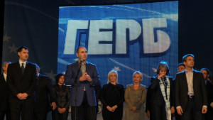 Хиляди подкрепиха Иван Тотев на предизборен концерт в Античния театър