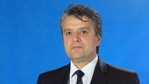 Задържаха в полицията син на кандидат за кмет агитирал за