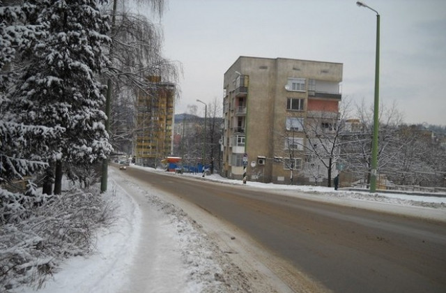 Затвориха Шипка, движението в цялата област затруднено