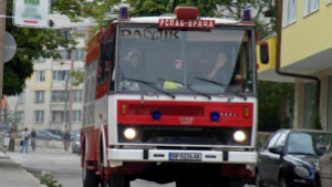 Пожар при мекичарницата на пазара във Враца