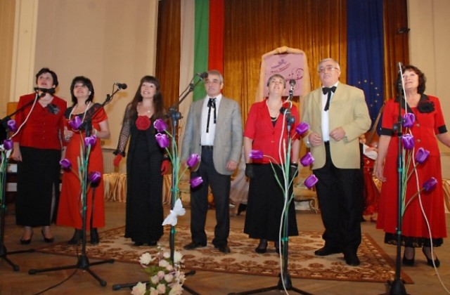 Фестивалът Мара Врачанка - песни без възраст