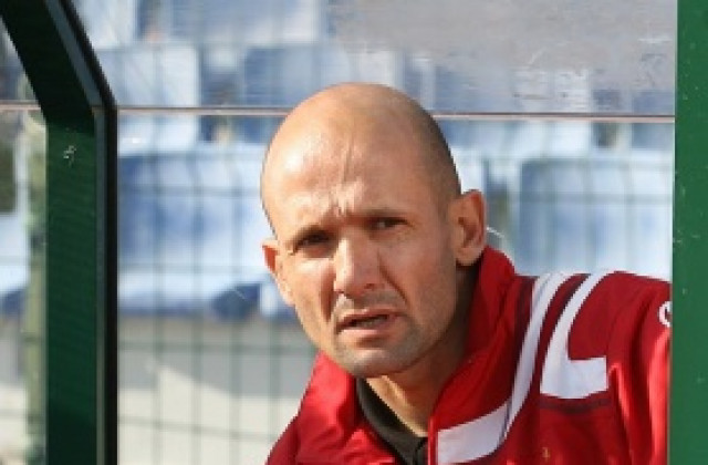 Радуканов търси десен бек за ЦСКА