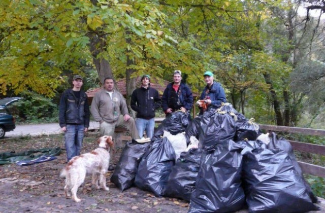 Едно сметище по-малко в река Русенски Лом