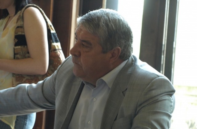И Цар Киро не може да спаси община Пловдив от фалит?