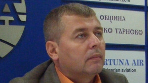Отсъствие на кандидаткмет провали дебат в залата на Общината