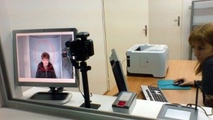 Паспортните служби работят в изборния ден