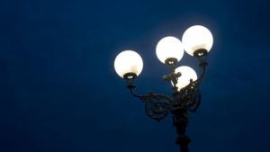 ДКЕВР започва извънредни проверки на ЕОН и EVN