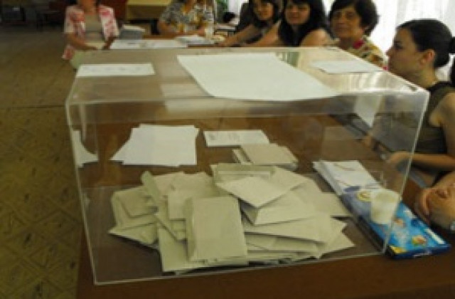 Изборният ден в област Разград започна нормално