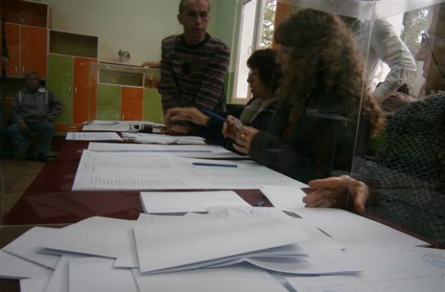 Около 5,7% е активността в Шуменско за президентския вот, все още е ниска за местните избори
