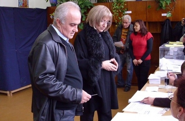 За промяната на Плевен гласува председателят на Парламента Цецка Цачева