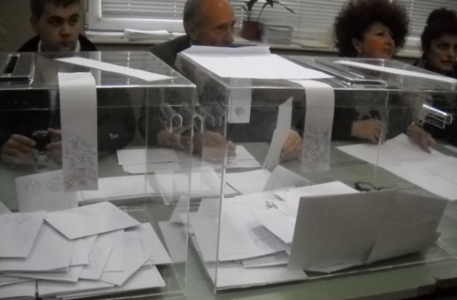 ОИК ще заседава по искане за удължаване на изборния ден в Кюстендил